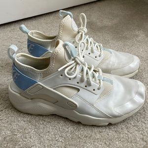 Nike Huarache Run Ultra Sneakers